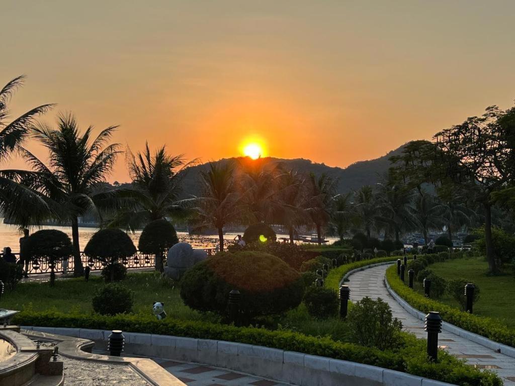 Thai Bao Hotel And Restaurant Chan Chau ภายนอก รูปภาพ